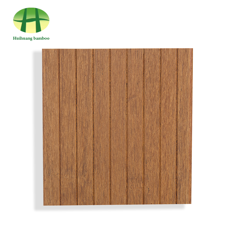 Maliit na sahig na kawayan ng kawayan